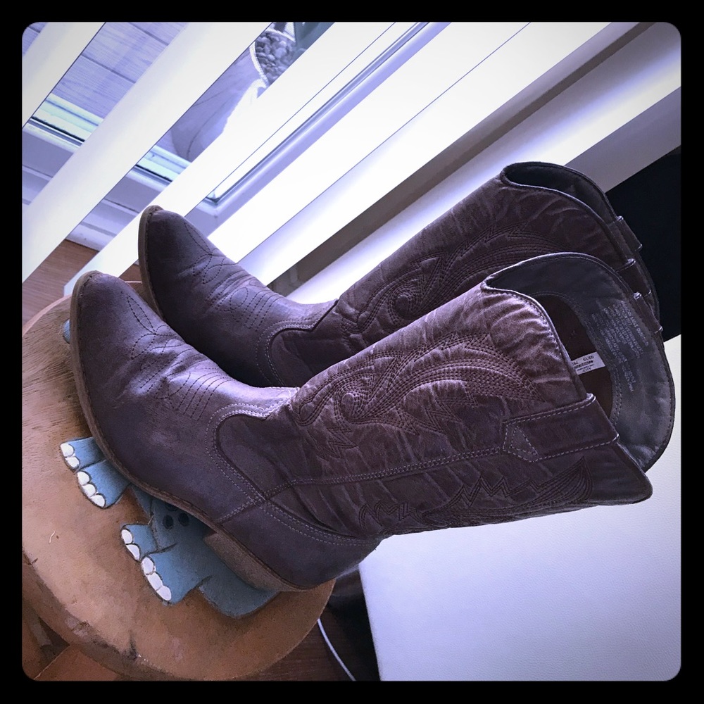 Cowboy boots